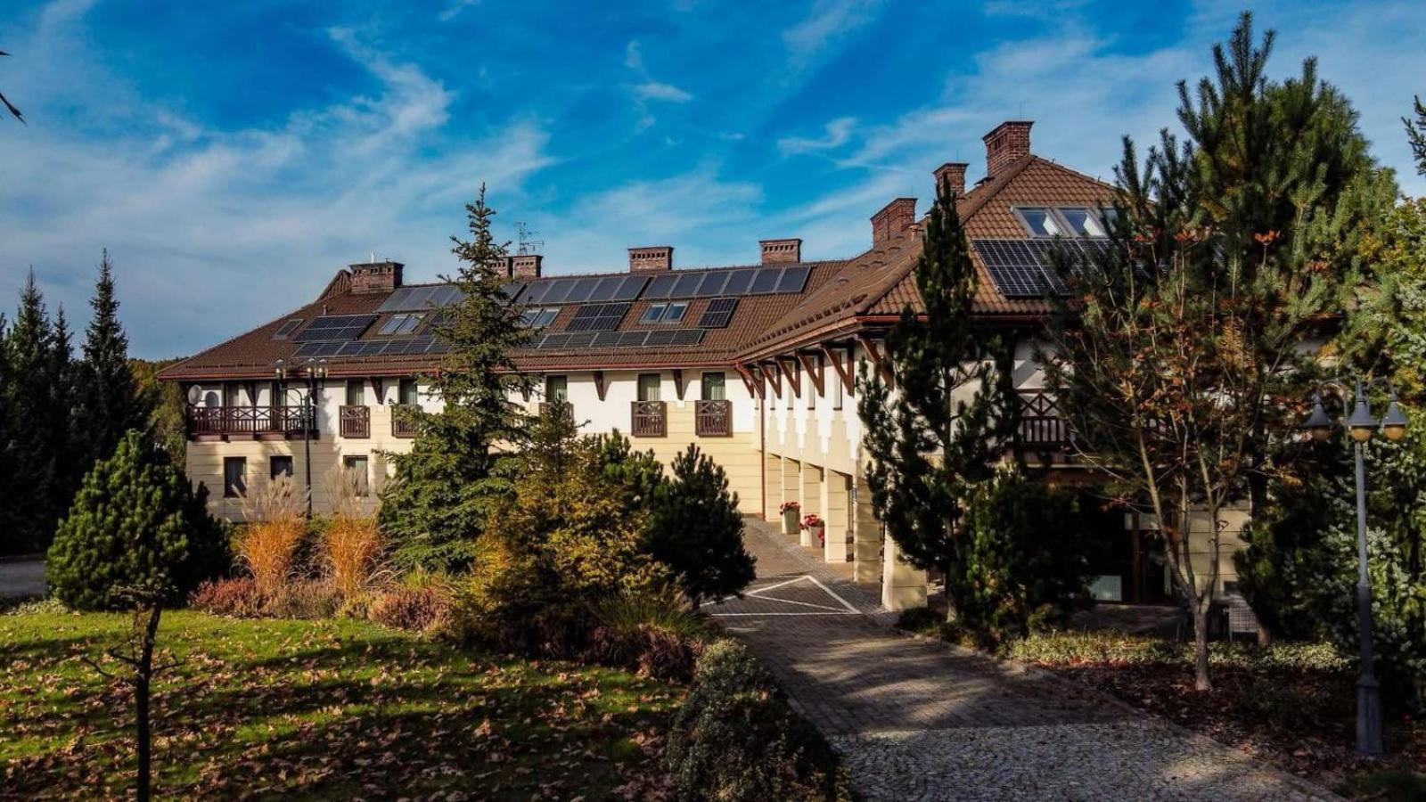 Hotel & Restauracja Timberland Orzesze Exterior photo